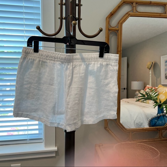 Lilly Pulitzer Baybreeze Short - Large - White - Picture 2 of 4